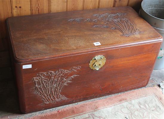 Bamboo carved coffer(-)